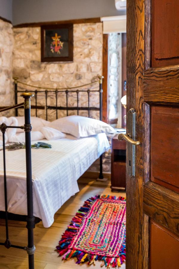 Villa Maroyda Stonehouse à Panagia  Extérieur photo